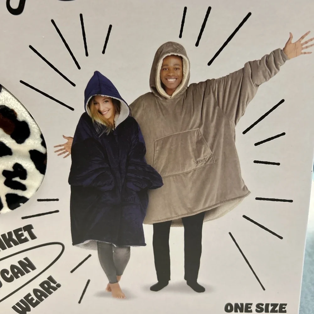 The Comfy Wearable Blanket Unisex OS Leopard Original Oversized Sherpa Hoodie